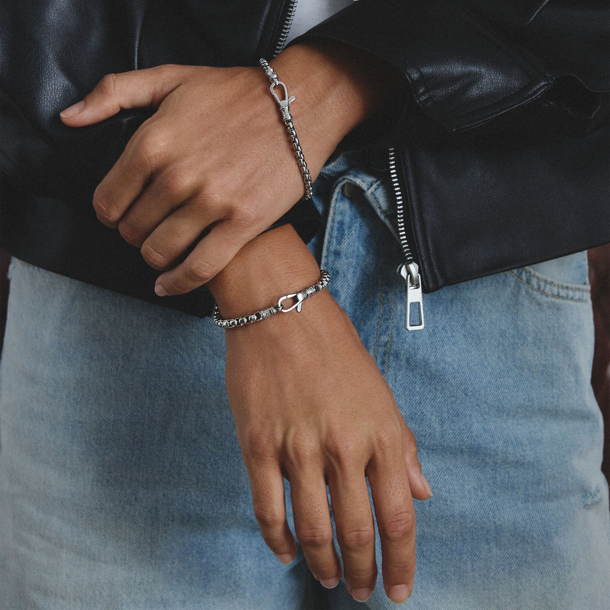 Thomas Sabo Stainless Steel Box Chain Bracelet 5.2mm TA2248S-18 view 3