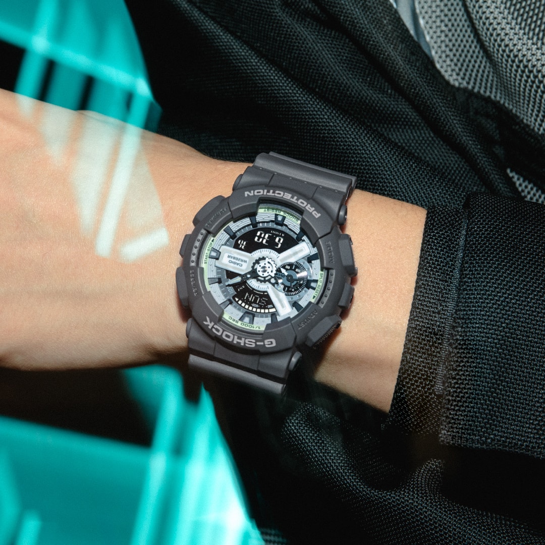 G-Shock Hidden Gow Analog-Digital GA110HD-8A