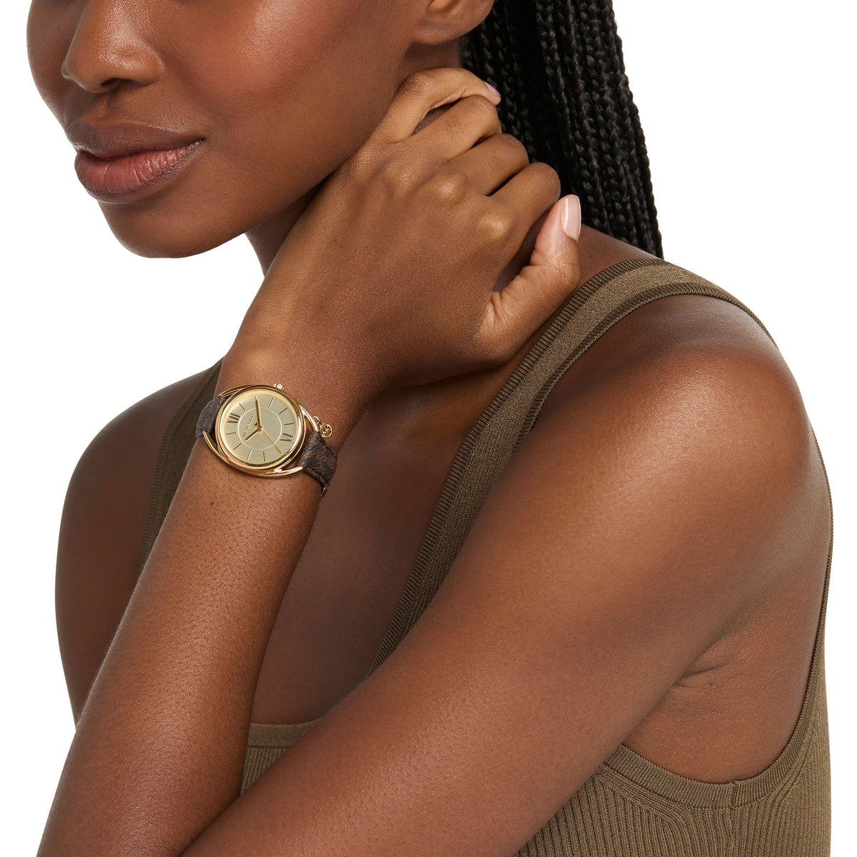 Michael Kors Leia Brown Leather MK7679 on the wrist
