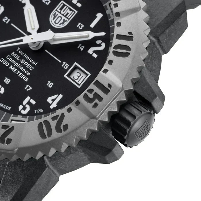 Luminox MIL-SPEC Inspired 46mm Military Watch / Diver's Watch XL.3351.2