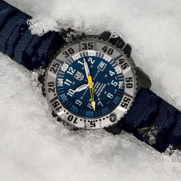 Luminox MIL-SPEC Inspired 46mm Military Watch / Diver's Watch XL.3355.2