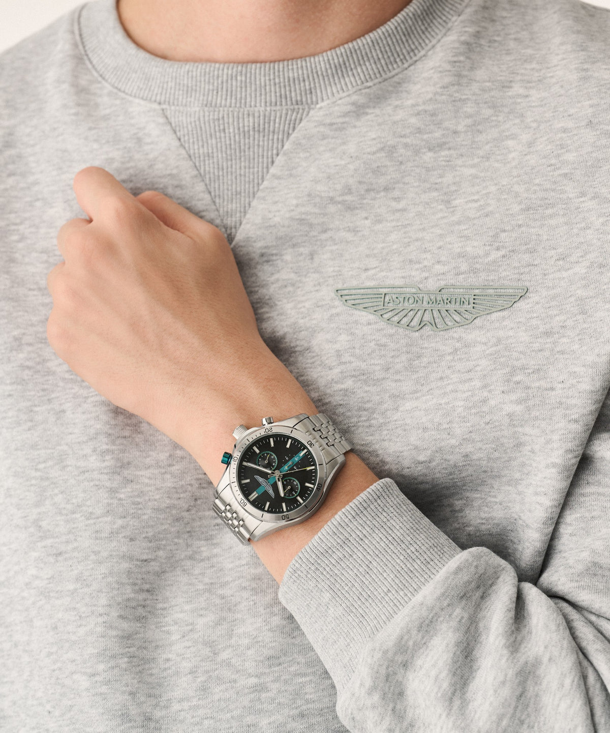 Aston Martin Thrill CLP MTRL1F607, on the wrist