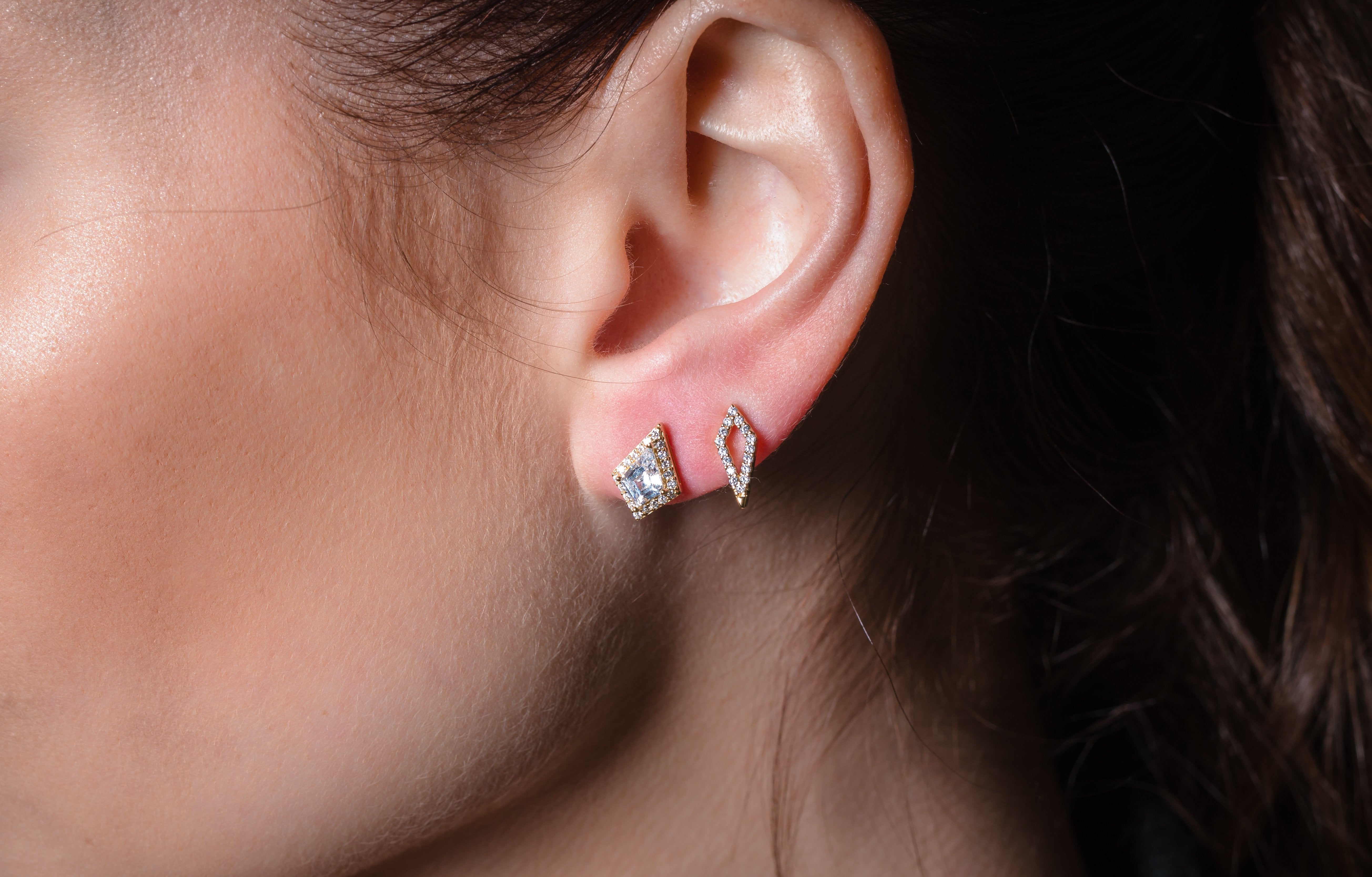 GEORGINI ROCK STAR SHIELD GOLD EARRINGS