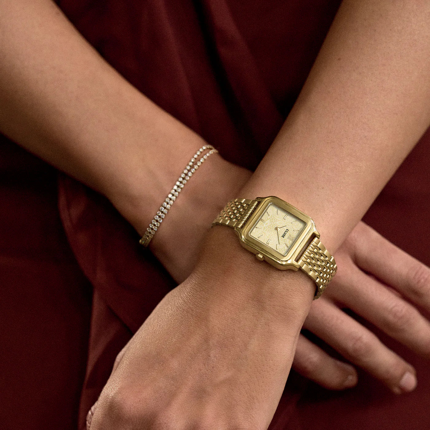 CLUSE Gracieuse Watch Stainless Steel Band Lace Textured Gold Colour Women's Watch CW11912