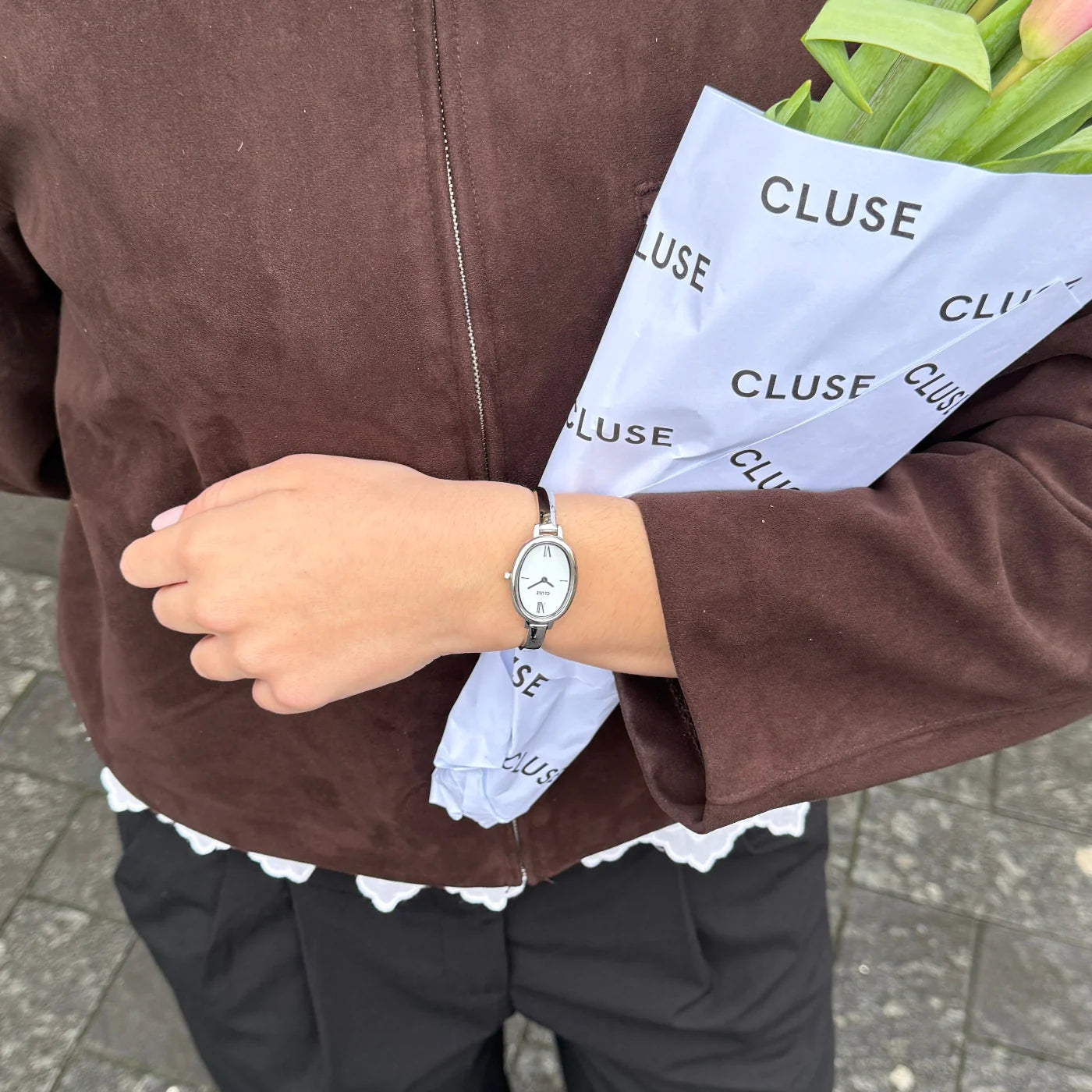 CLUSE L'Ovale Steel, White Dial Silver Band Women's Watch CW16102