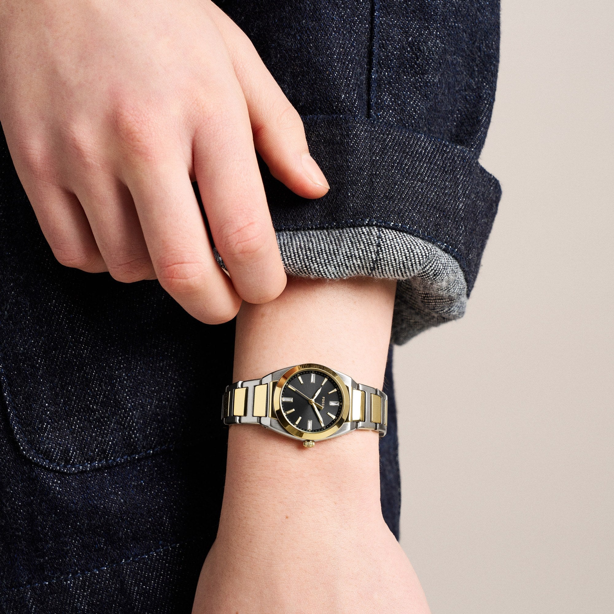 Fossil women's watch, black dial (view 7)