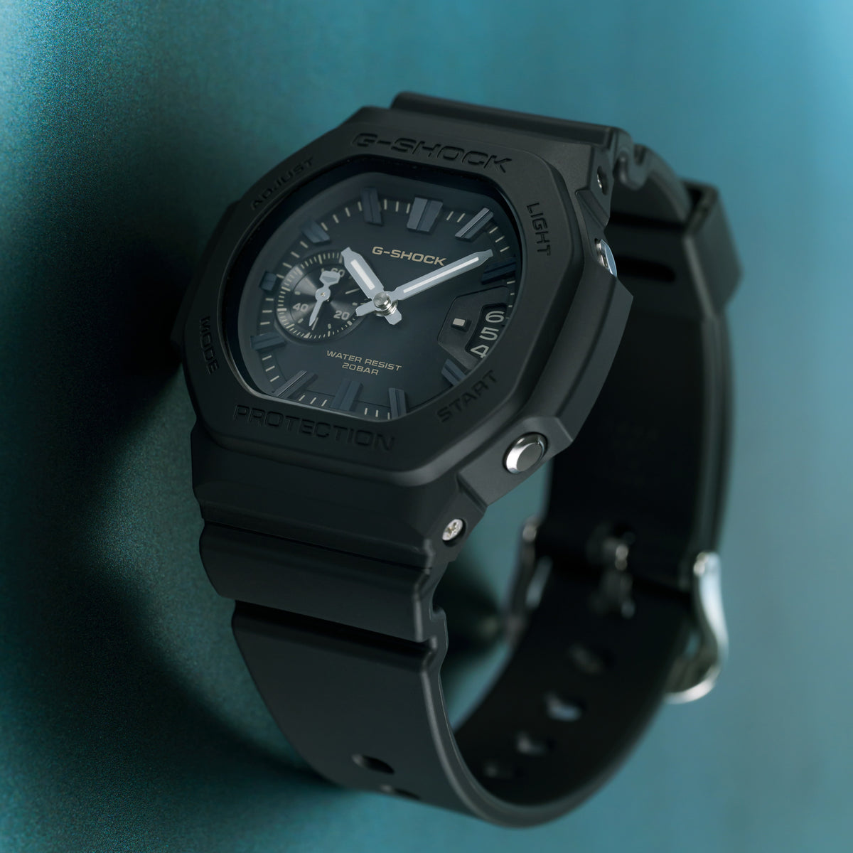G-Shock 2500 Series Black GAC2500-1A analogue watch, lifestyle image