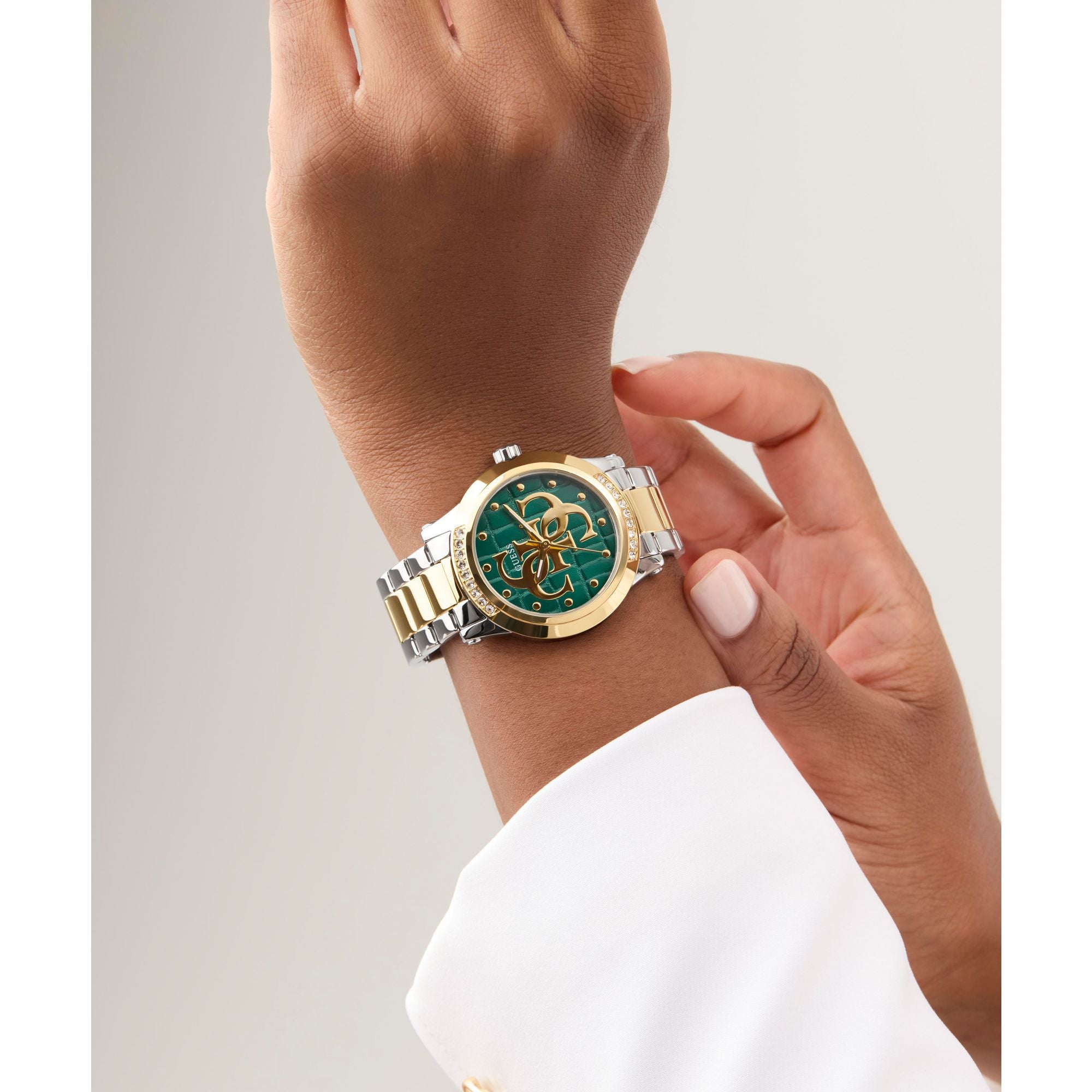 Guess GW0861L4 Watch - Clasp