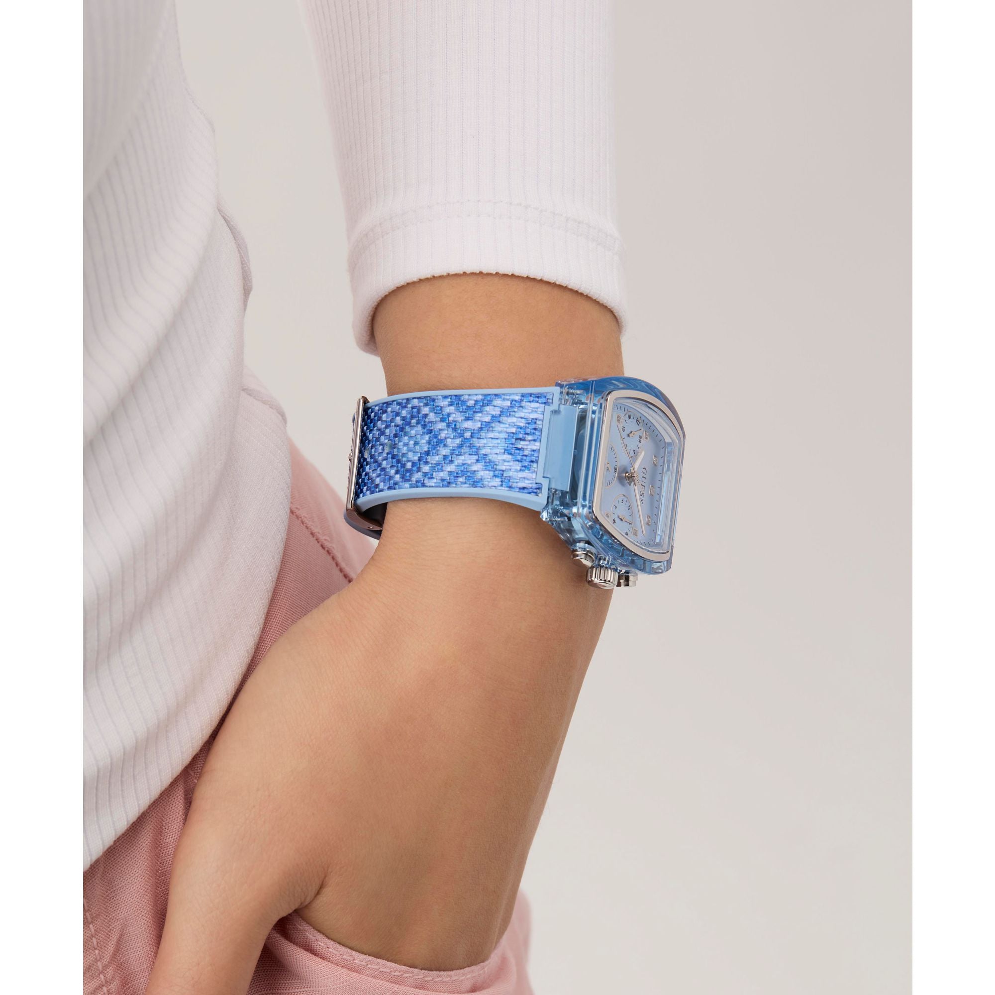 Guess GW0863L1 Watch - Clasp
