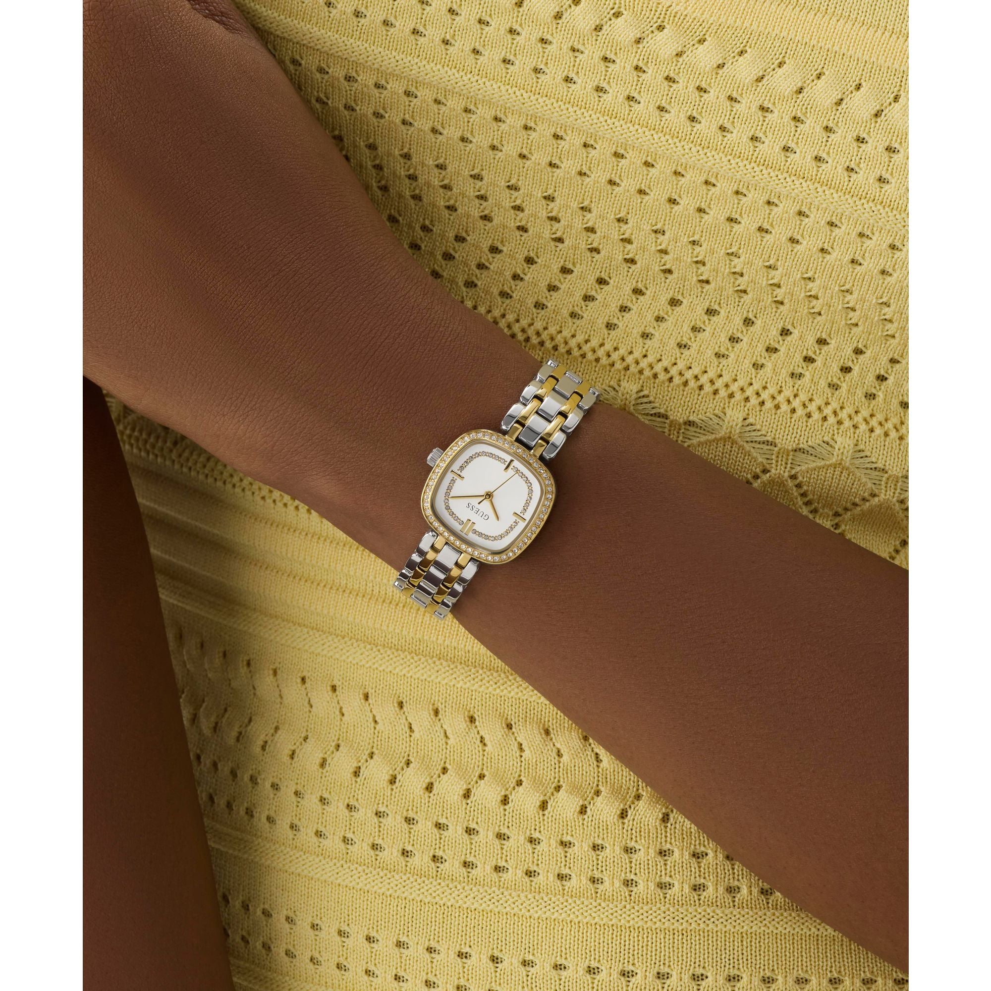 Guess GW1018L3 Watch - Clasp