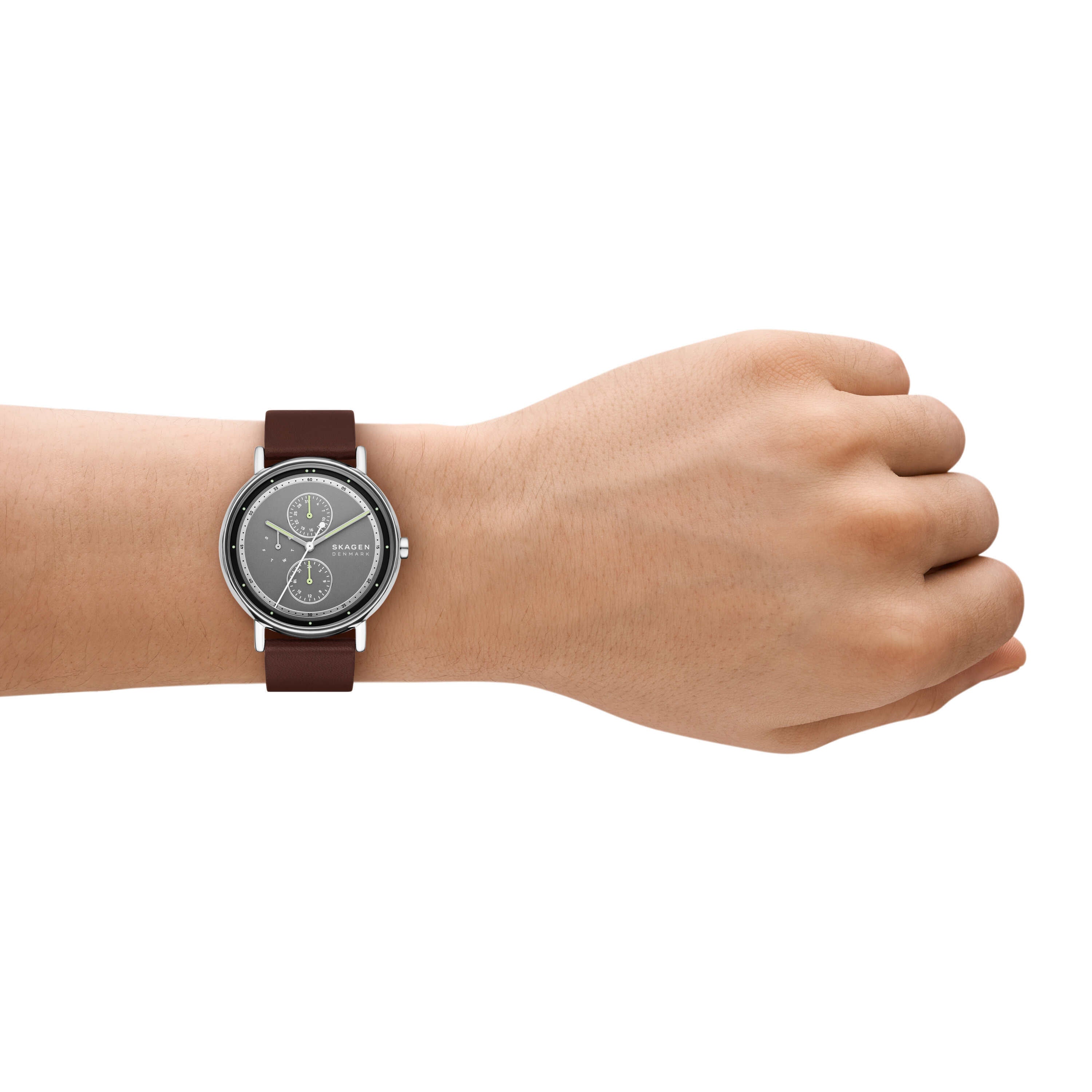 Skagen Signatur Gray Dial Brown Leather Strap Watch SKW6941