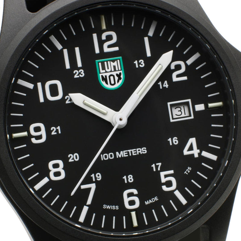 Luminox Patagonia Carbonox Black Dial Black Rubber Strap Watch X2.2401