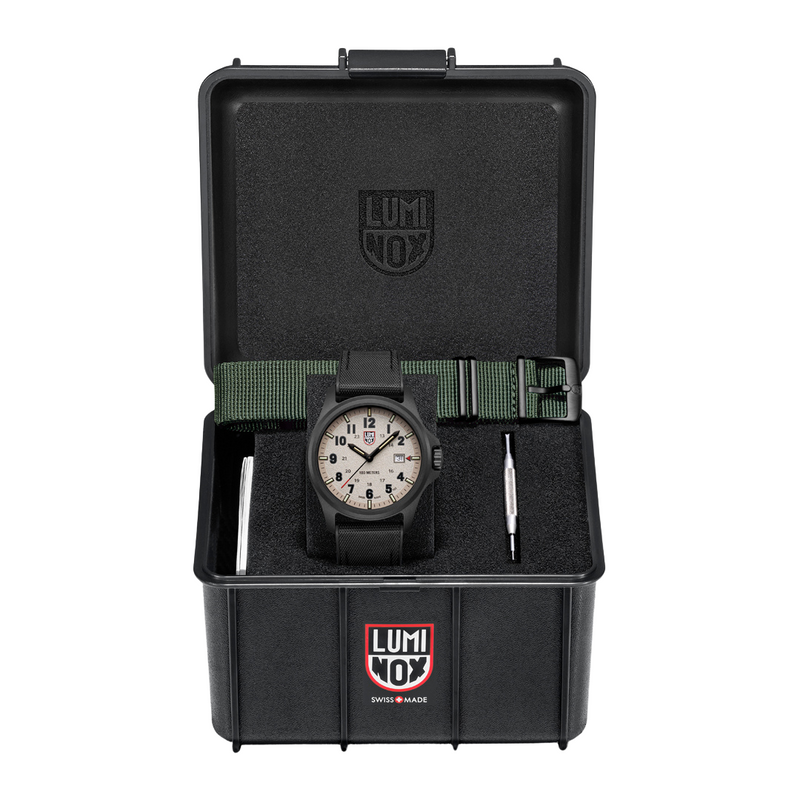 Luminox Atacama Field 43 mm Urban Adventure Watch XL.1971.SET