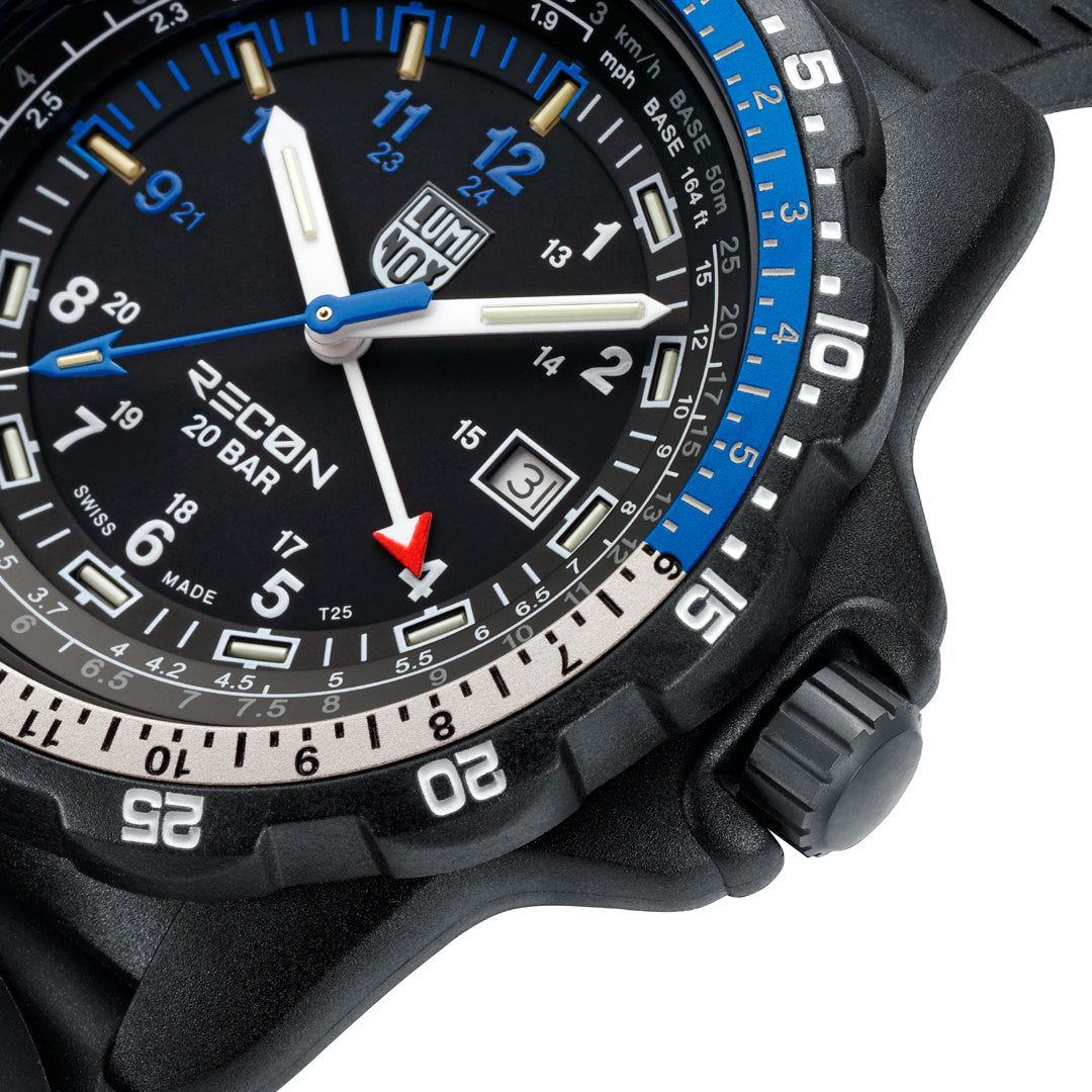 Luminox Recon Black Dial Rubber Strap Watch XL.8833