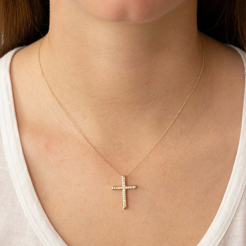 Diamond Cross Pendant With 0.25ct Diamonds In 9K Yellow Gold