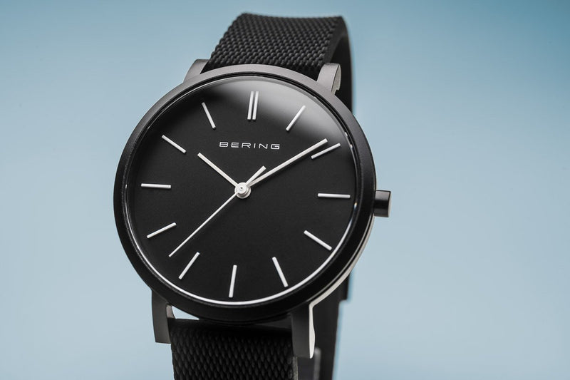 Bering True Aurora Mat Black Watch